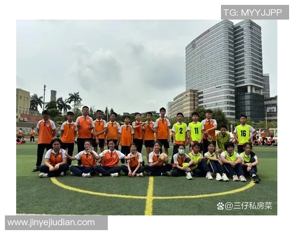 激情四溢的绿茵场上足球比赛的精彩瞬间与难忘回忆